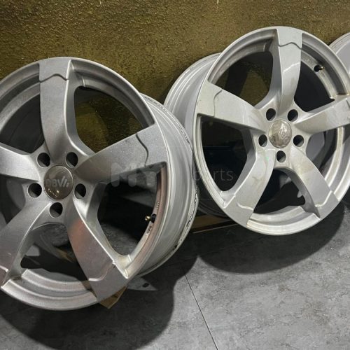 R18 AUDI / MERCEDES-BENZ / VOLKSWAGEN / SSANGYONG