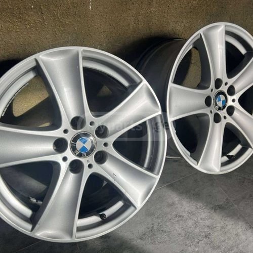 R18 BMW / VOLKSWAGEN