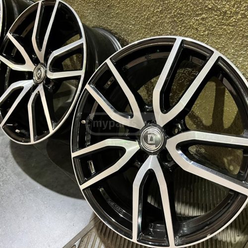 R18 AUDI / MERCEDES-BENZ / VOLKSWAGEN